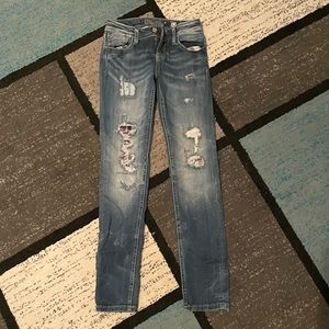 Miss Me skinny jeans.